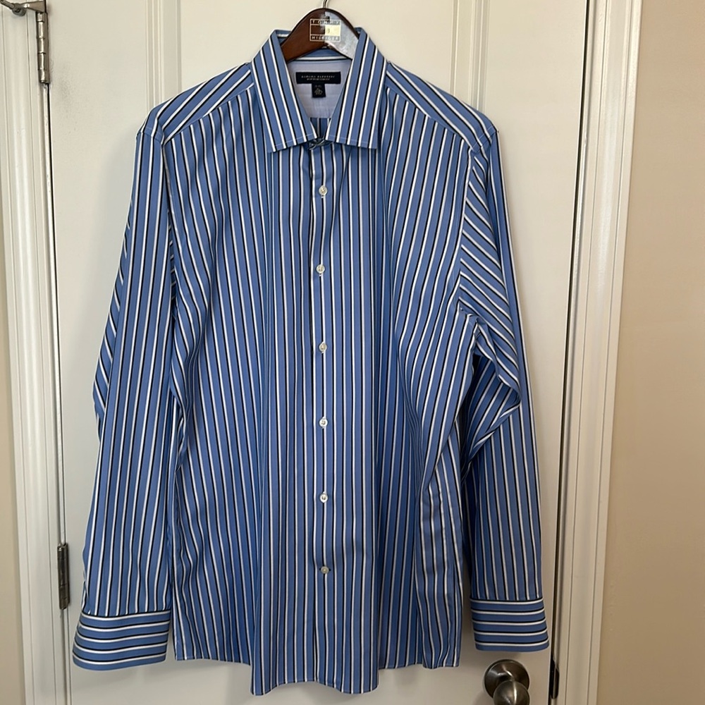 Banana Republic Men’s Slim Fit Non-Iron Navy/Black/White stripe Dress shirt XL